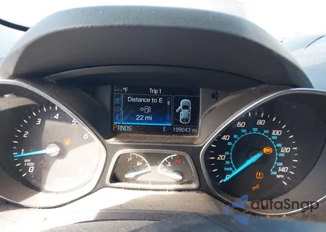 2014 Ford Escape Titanium z USA, uszkodzony, nr VIN 1FMCU0J91EUB40455